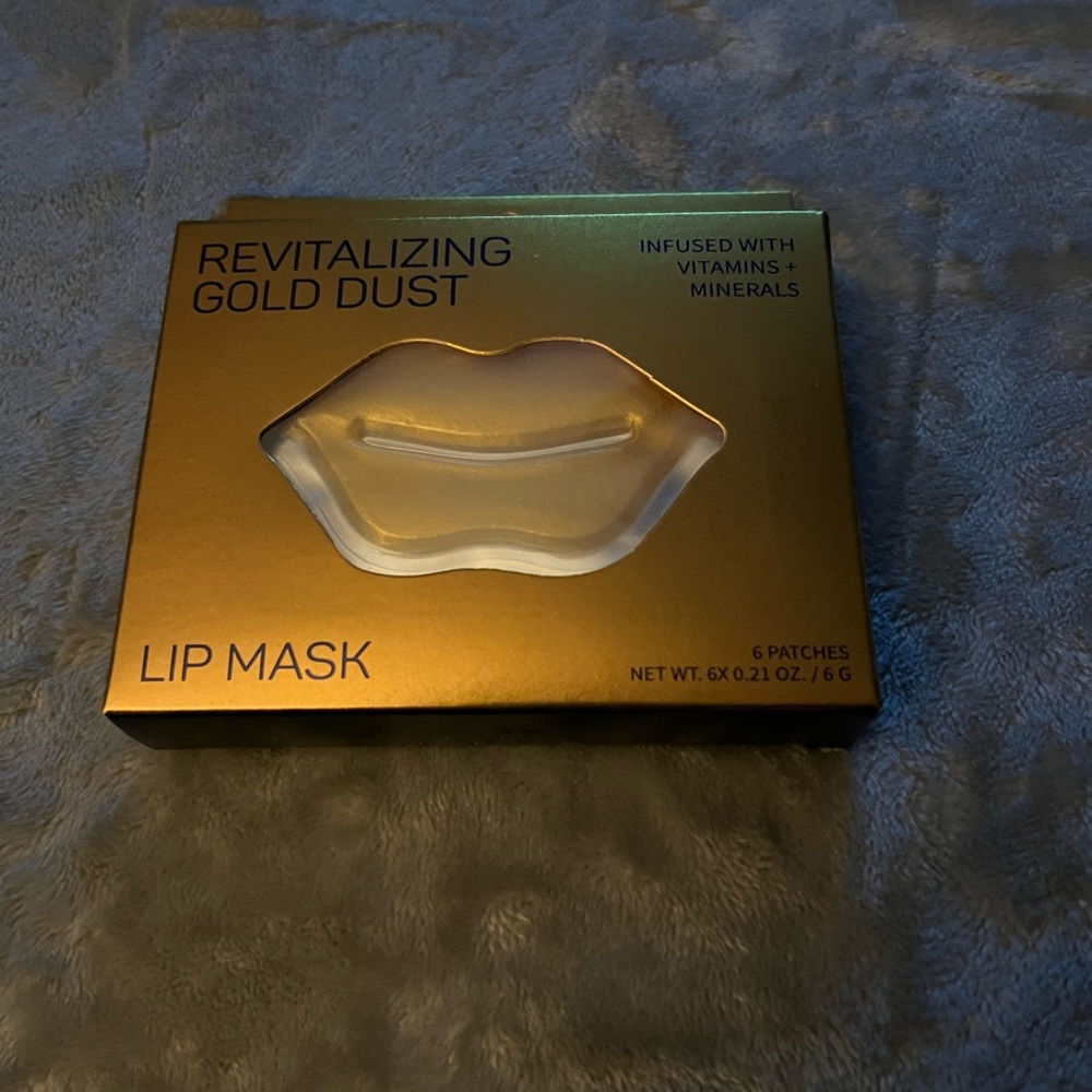 Revitalizing Gold Dust Lip Mask